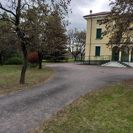 Villa Peonia Parma Eksteriør billede